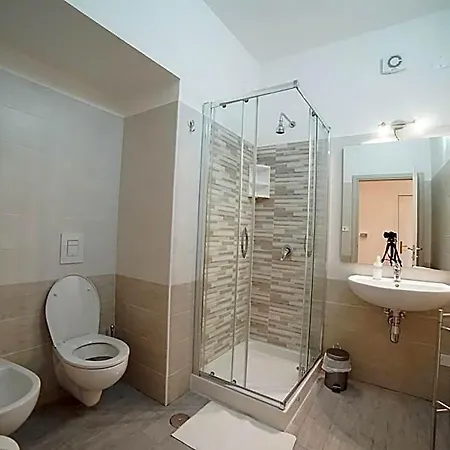 Central Home B&B Bed & Breakfast Cosenza