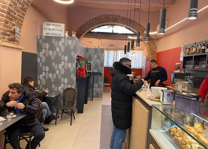 לינה וארוחת בוקר Central Home B&B